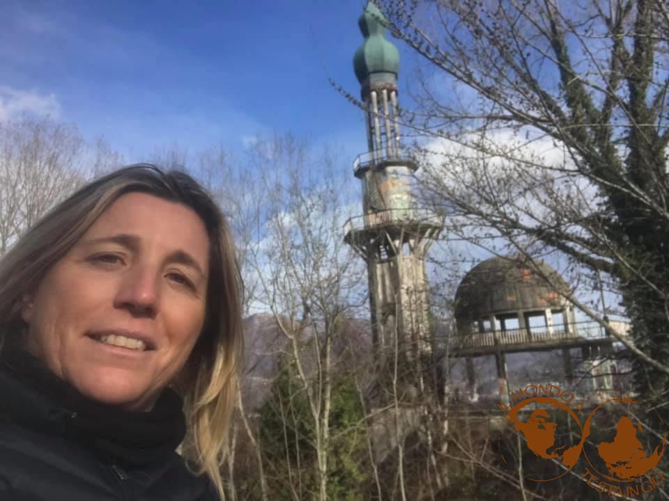 Il minareto simbolo di Consonno la città fantasma