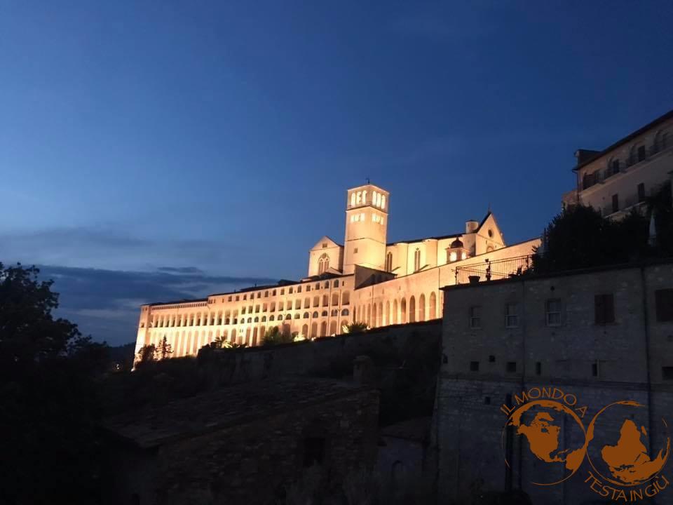 Il complesso della Basilica di San Francesco d'Assisi e il suo convento