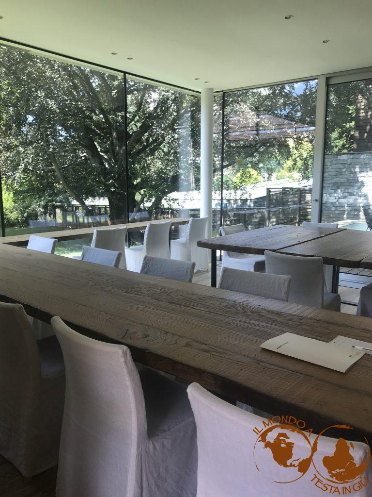 La sala e le sue vetrate