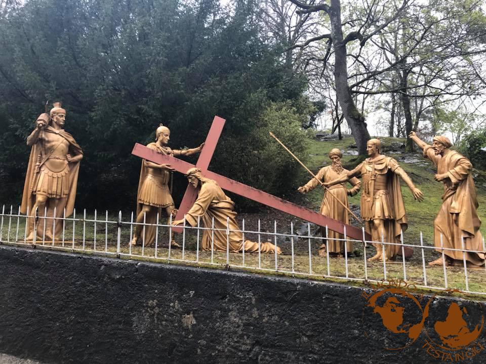 La via Crucis di Lourdes