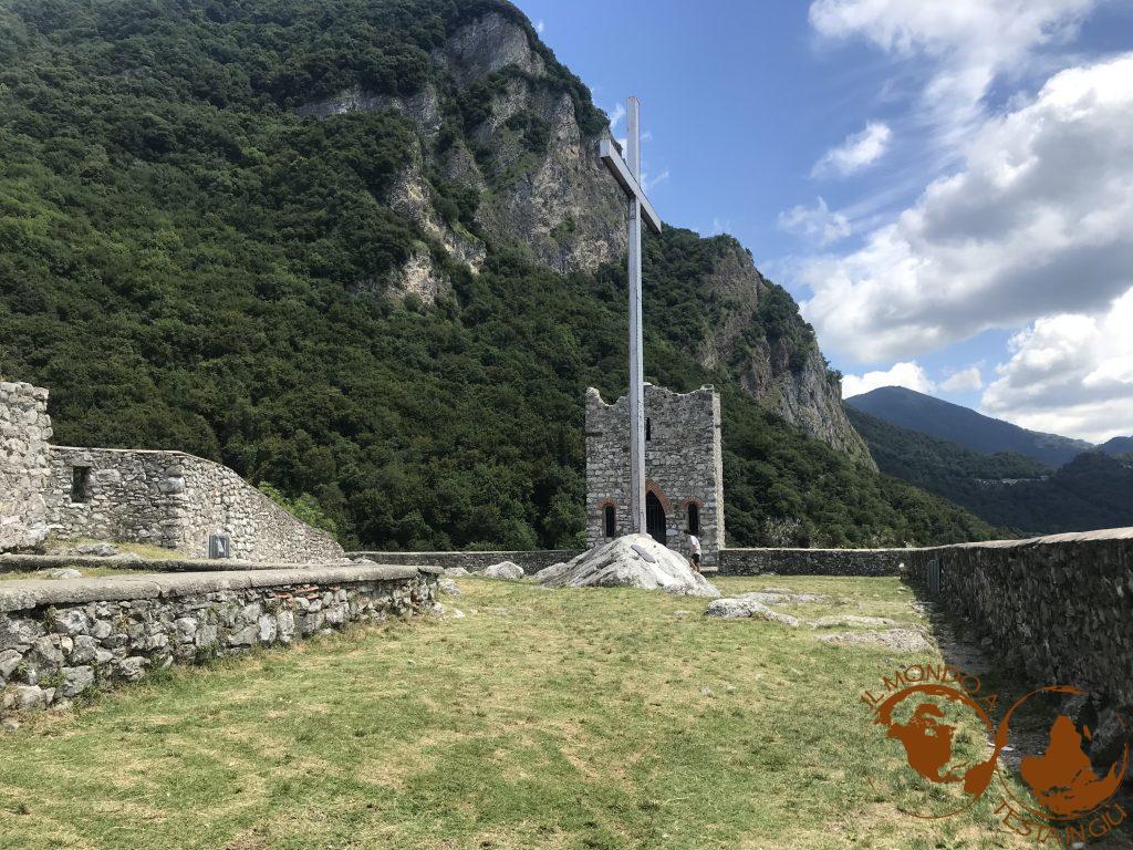 Ciò che resta del castello dell'Innominato