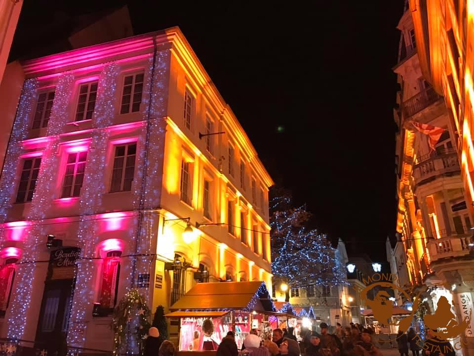 Il centro illuminato