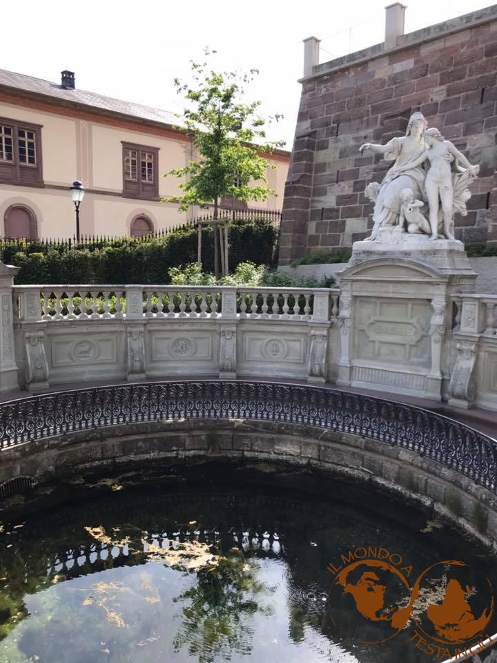 Donauequelle: sorgente del Danubio a Donaueschingen