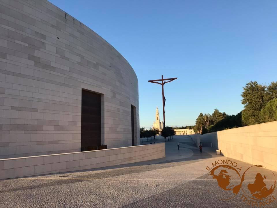 L'edificio rotondo della nuova Basilica della Santissima Trinità