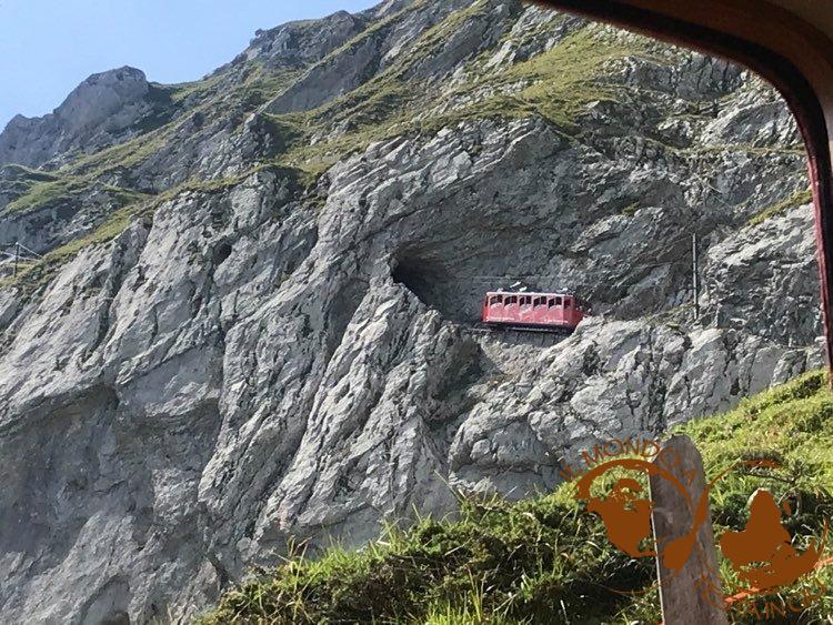 Parte alta del tragitto di saluta sul Monte Pilatus con cremagliera