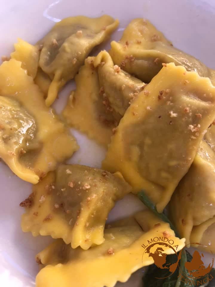 Tortelli di zucca mantovani