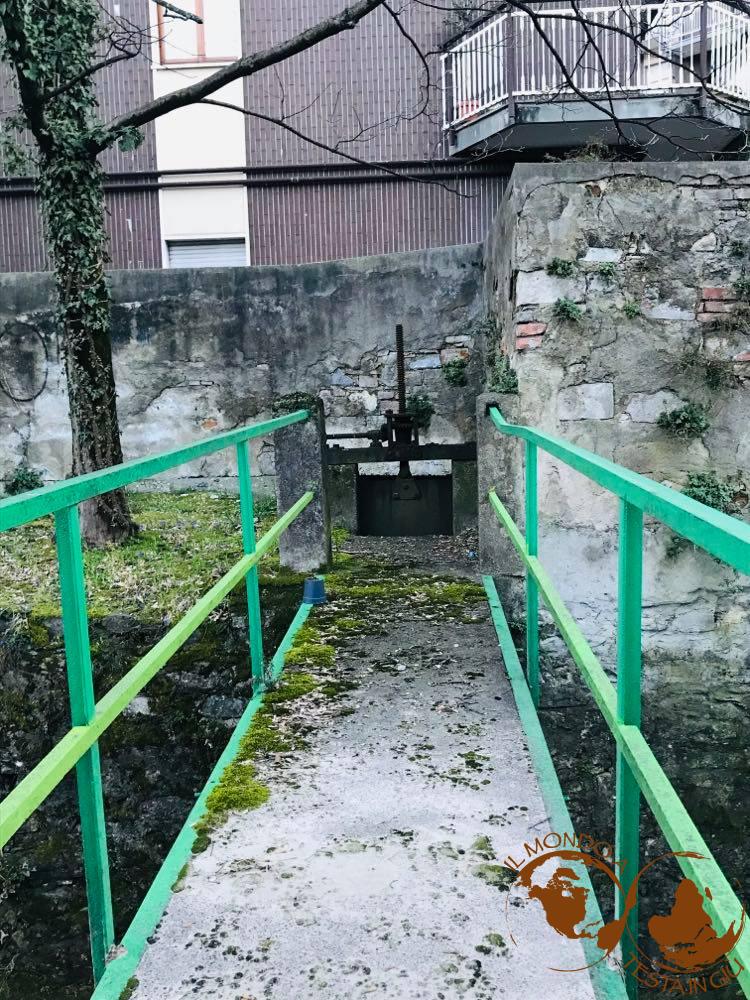 La chiusa del Caldone in via Porta