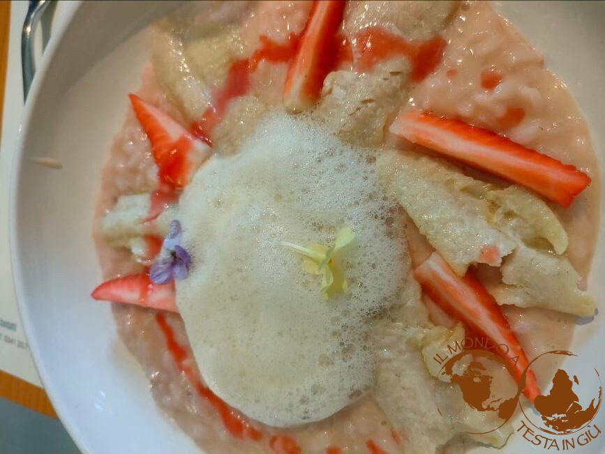Il risotto alle fragole, champagne e filetto di pesce persico del 'Drera Fresh Bistrot.