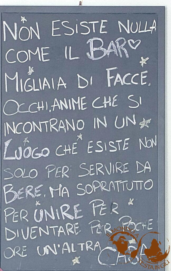 Scritta all'interno del locale
