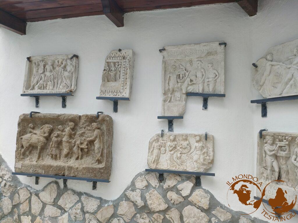 Rilievi votivi
